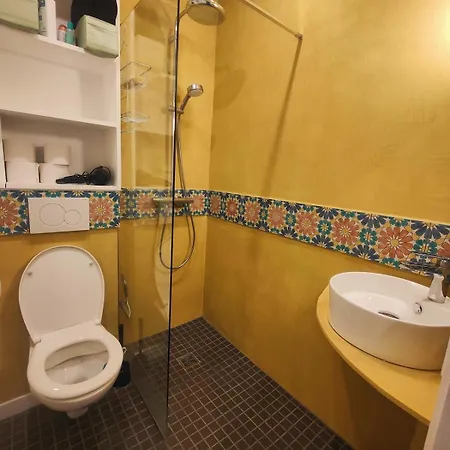 Appartement Lumineux Avec Vue Sur Le Canal Parijs